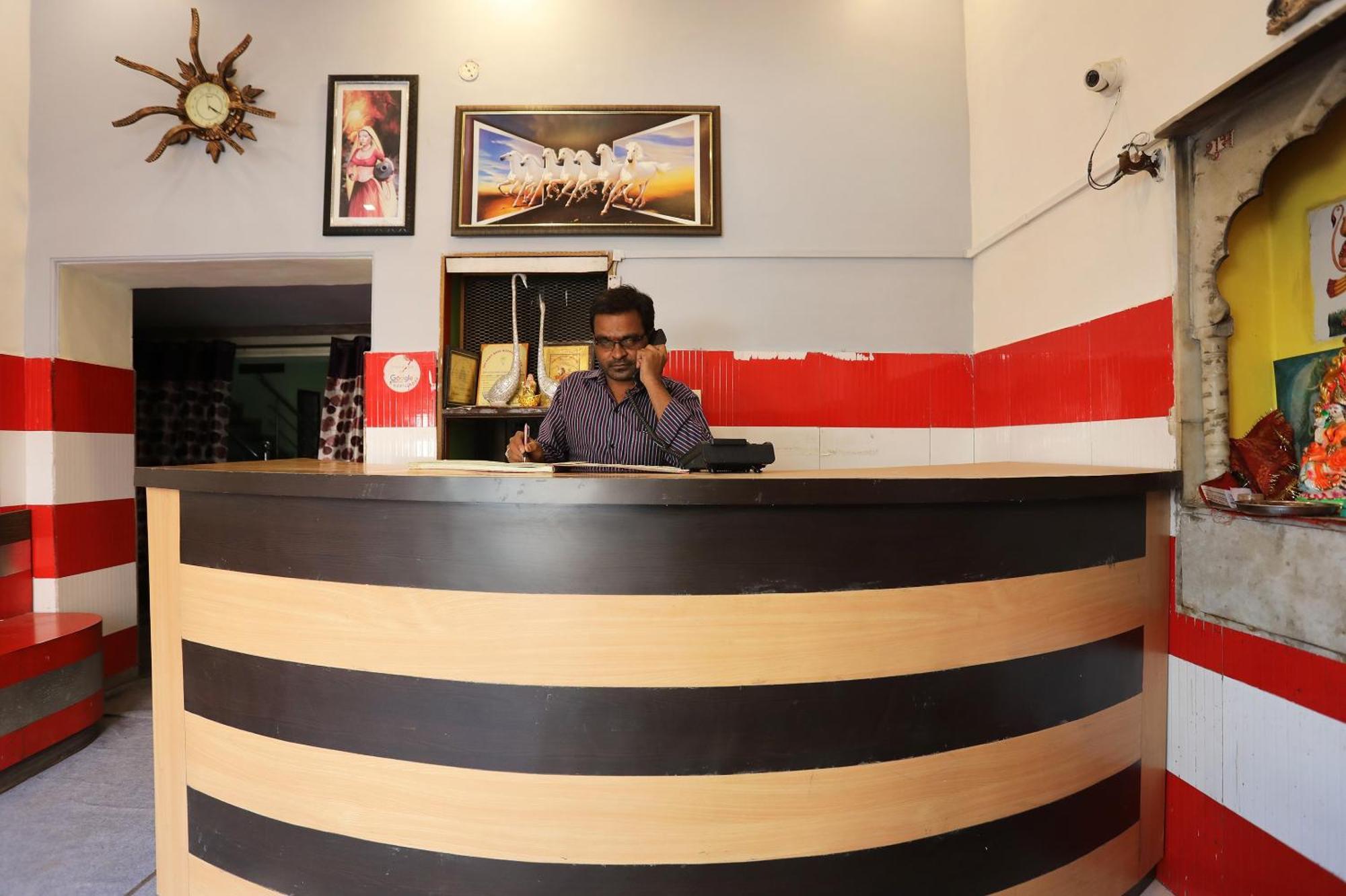 Hotel O Vanshika Agra  Εξωτερικό φωτογραφία